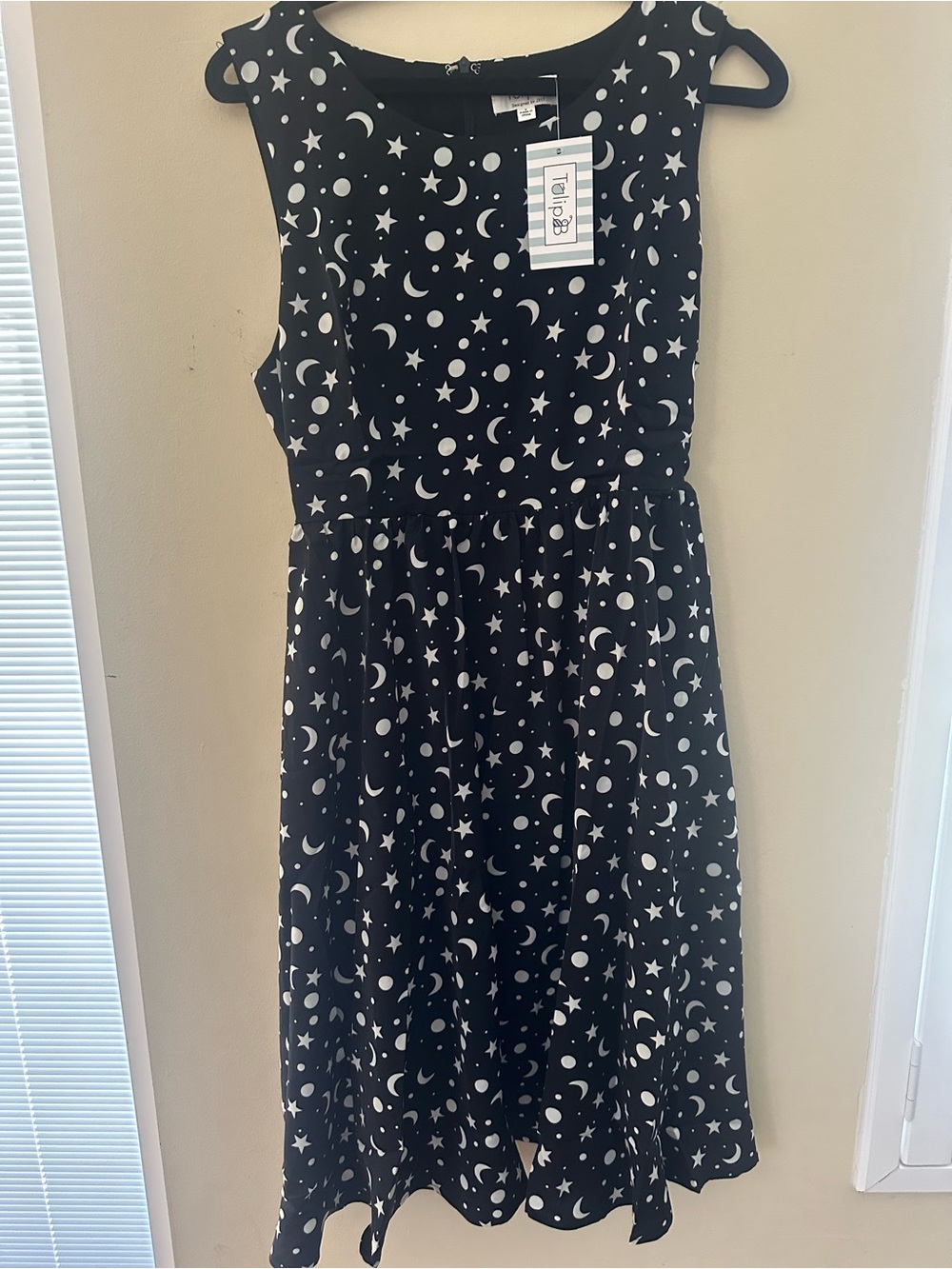 Tulip Sleeveless Midi Dress in Black with Moon & Star Print